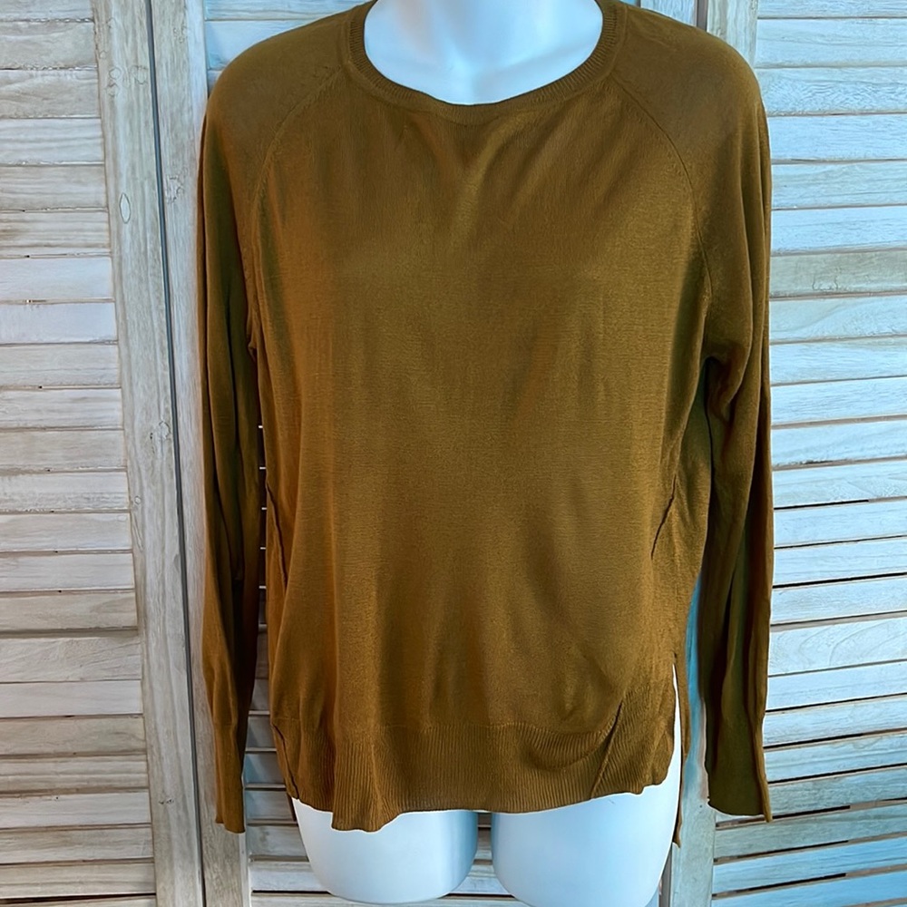 Zara dark gold knit top size Medium